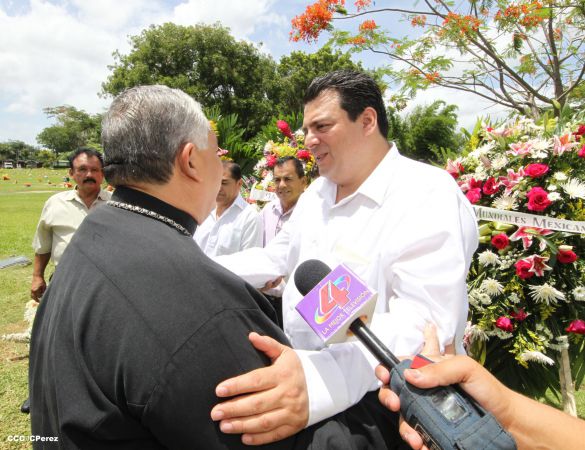 Nicaragua rinde homenaje a Alexis Argüello a seis años de su partida física