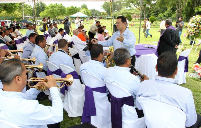 Nicaragua rinde homenaje a Alexis Argüello a seis años de su partida física