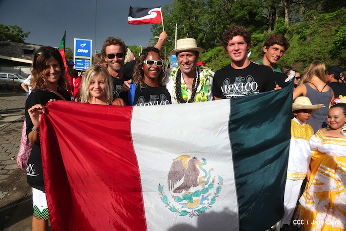Inauguración del Campeonato Internacional Junior de Surf 2013