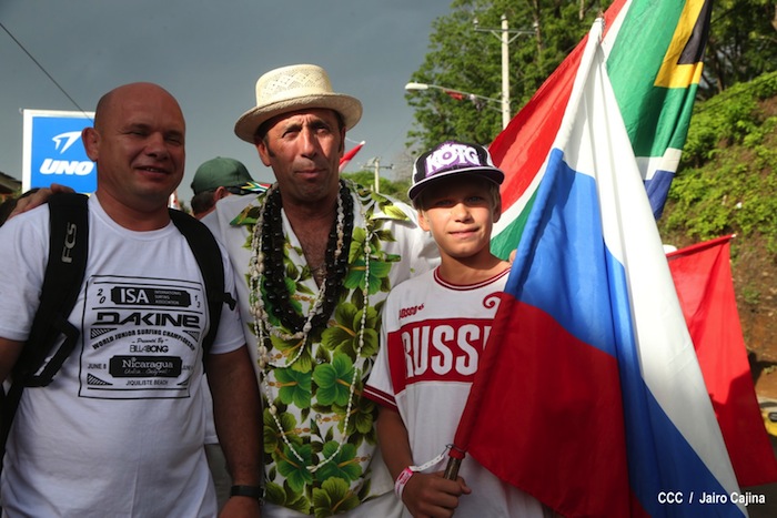 Inauguración del Campeonato Internacional Junior de Surf 2013