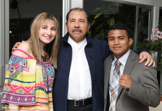 Presidente Daniel se reúne con presidente del CMB, Mauricio Sulaimán