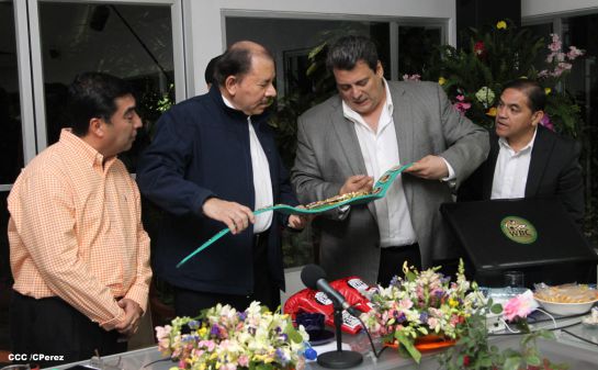 Presidente Daniel se reúne con presidente del CMB, Mauricio Sulaimán