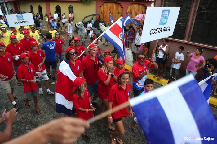 Inauguración del Campeonato Internacional Junior de Surf 2013
