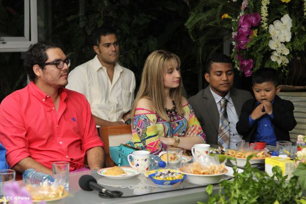 Presidente Daniel se reúne con presidente del CMB, Mauricio Sulaimán