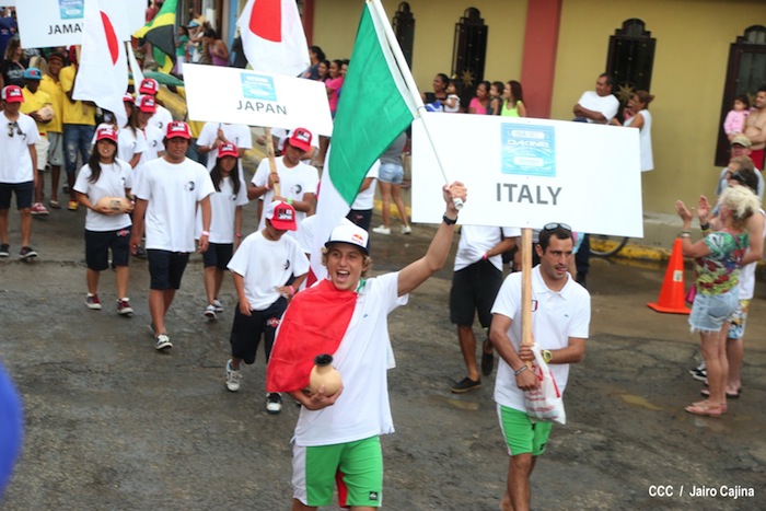 Inauguración del Campeonato Internacional Junior de Surf 2013
