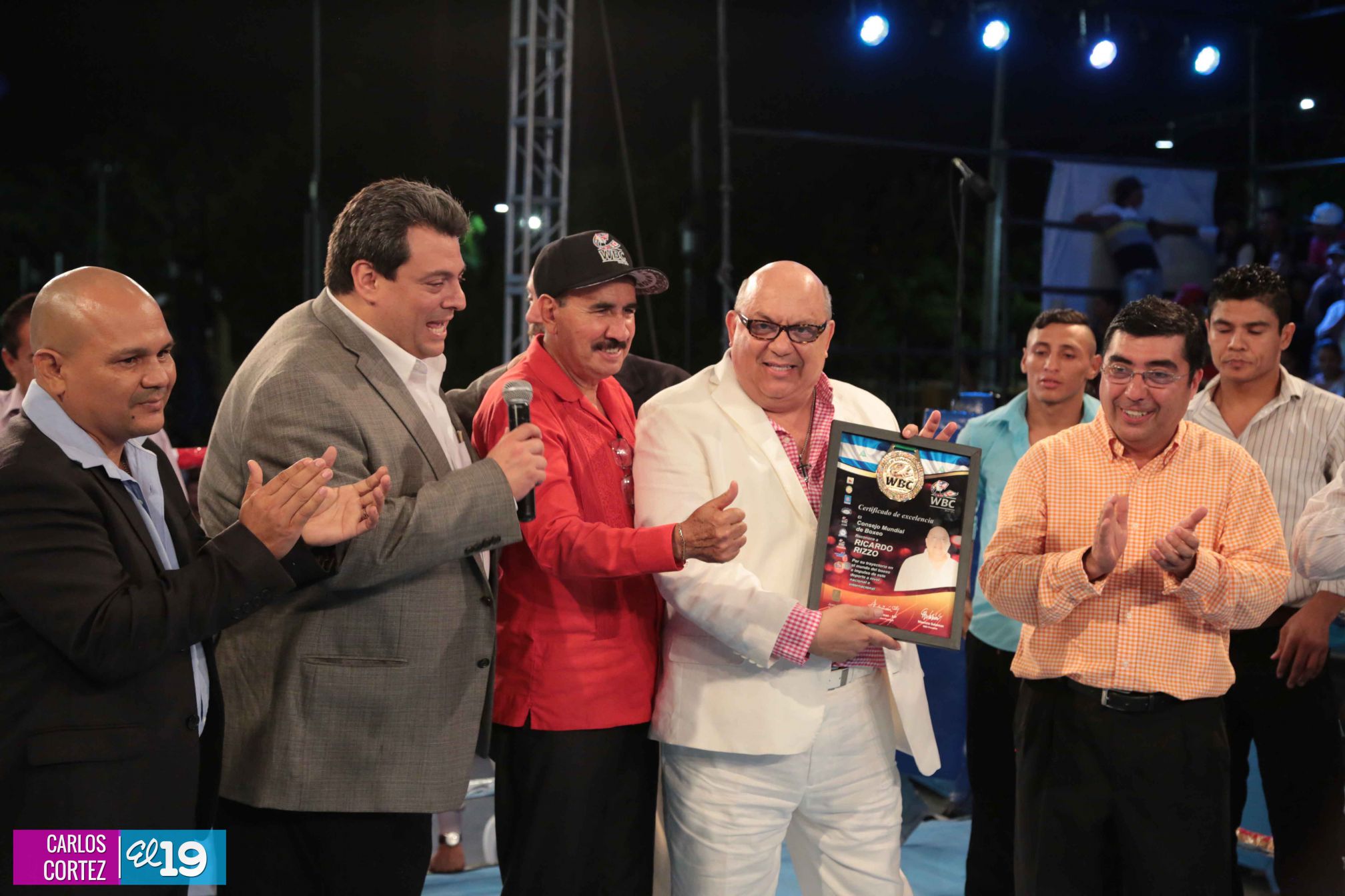 Velada boxística en homenaje al tricampeón Alexis Argüello