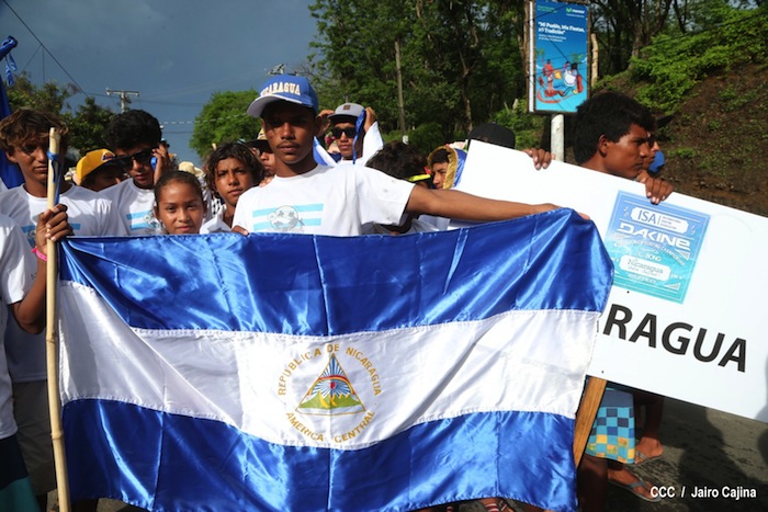 Inauguración del Campeonato Internacional Junior de Surf 2013