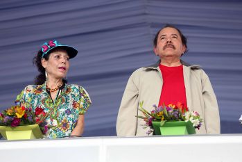 Daniel, Rosario y la Familia Sandinista reeditan el Repliegue Táctico a Masaya