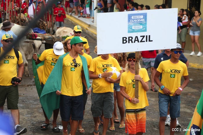 Inauguración del Campeonato Internacional Junior de Surf 2013