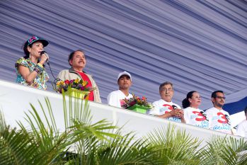 Daniel, Rosario y la Familia Sandinista reeditan el Repliegue Táctico a Masaya