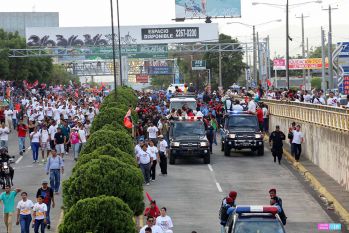 Daniel, Rosario y la Familia Sandinista reeditan el Repliegue Táctico a Masaya