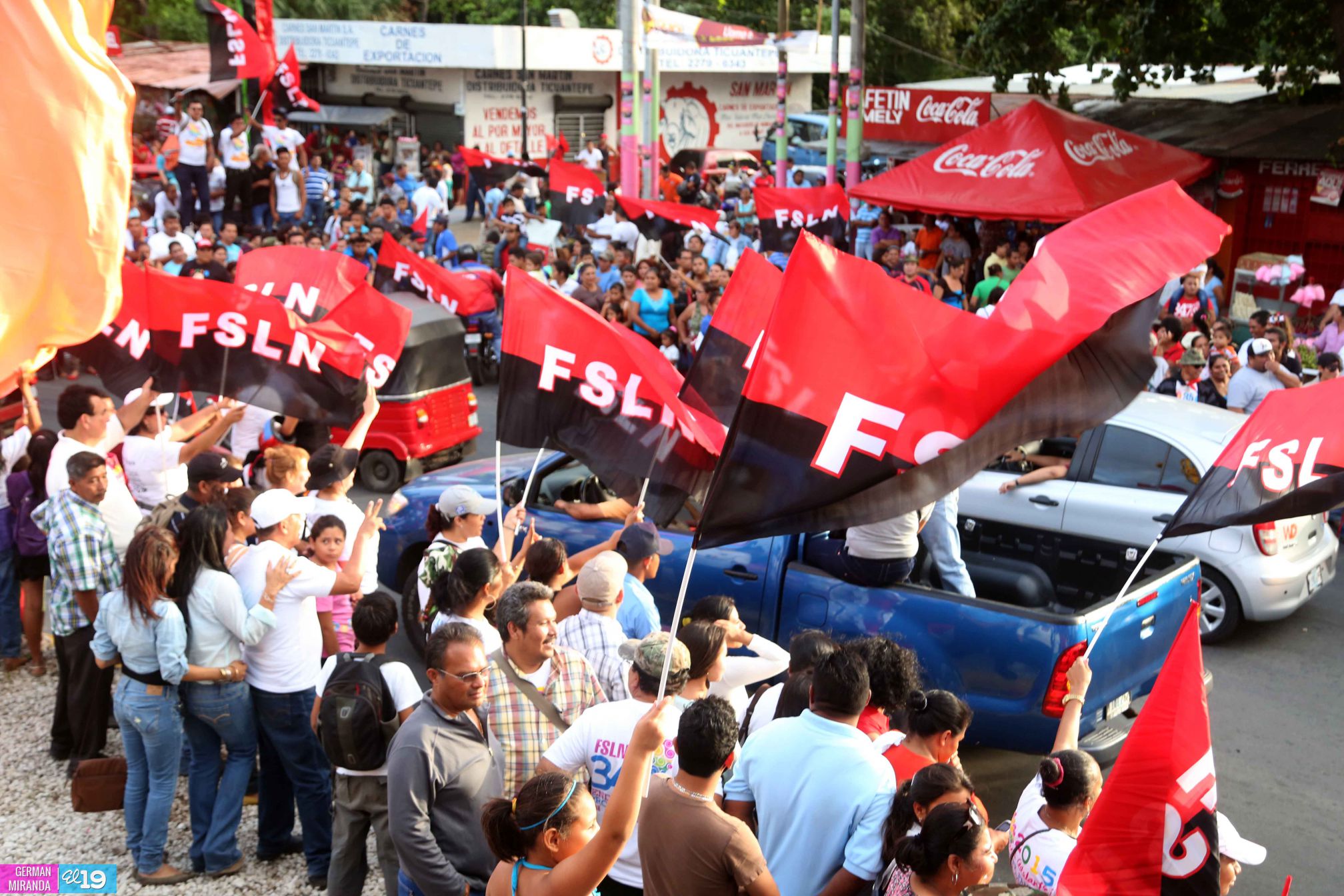 Arte, cultura y tradición en las tarimas del Repliegue 2015