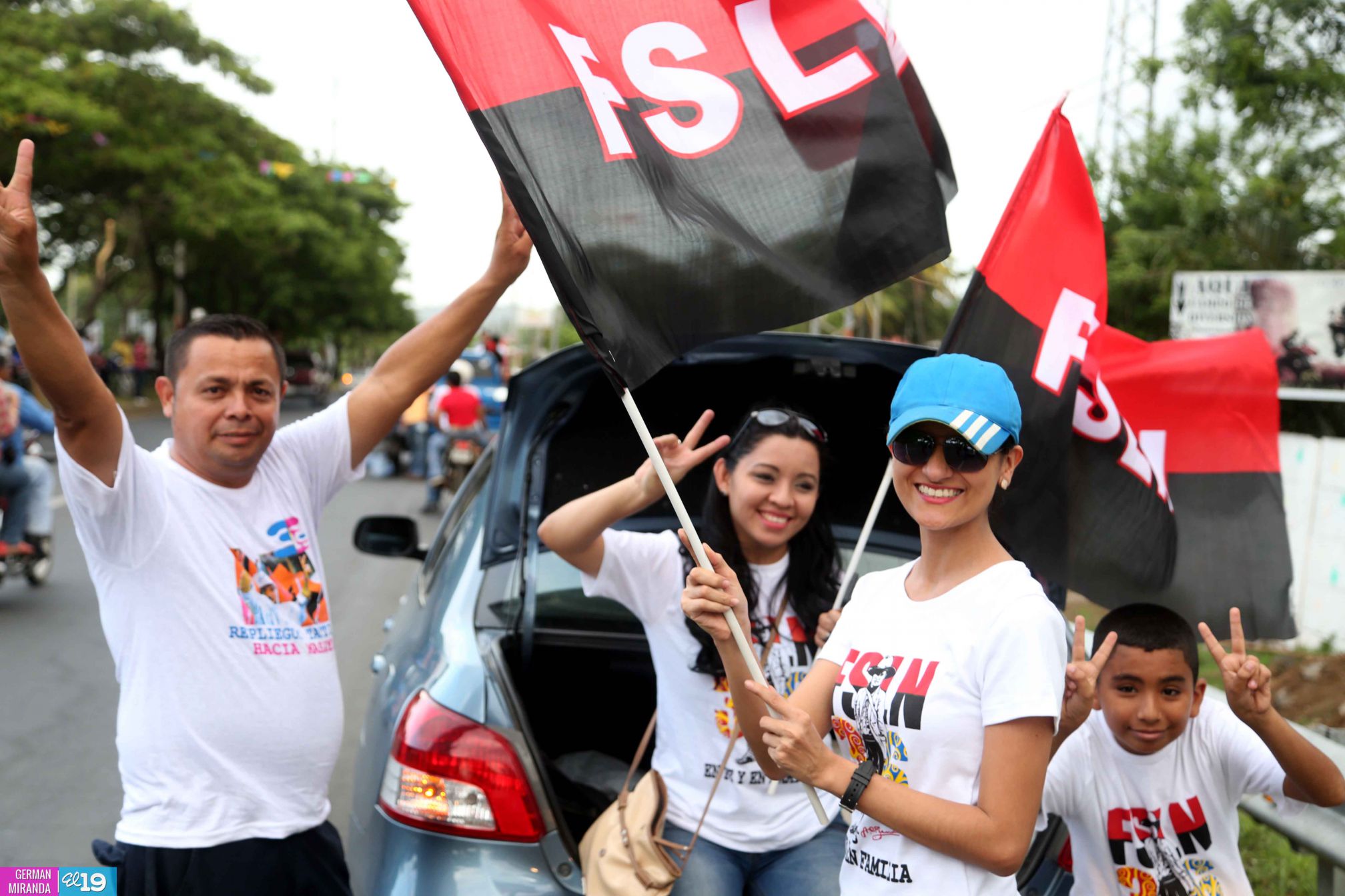Arte, cultura y tradición en las tarimas del Repliegue 2015