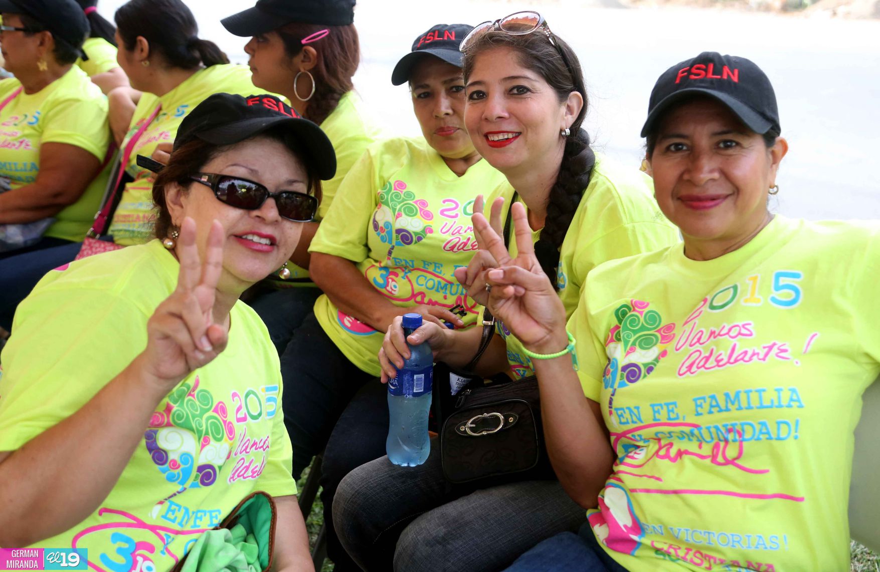 Arte, cultura y tradición en las tarimas del Repliegue 2015