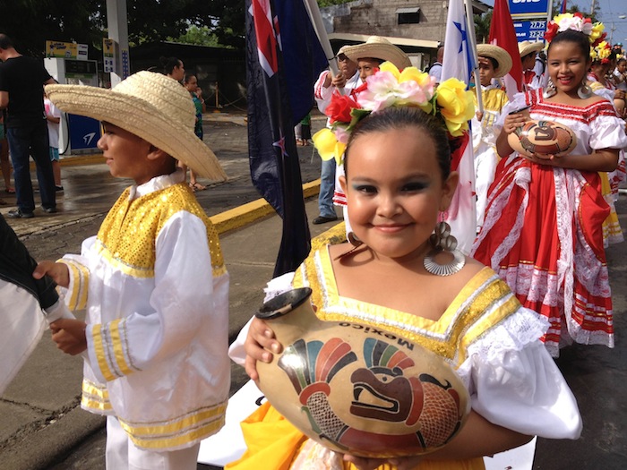 Inauguración del Campeonato Internacional Junior de Surf 2013