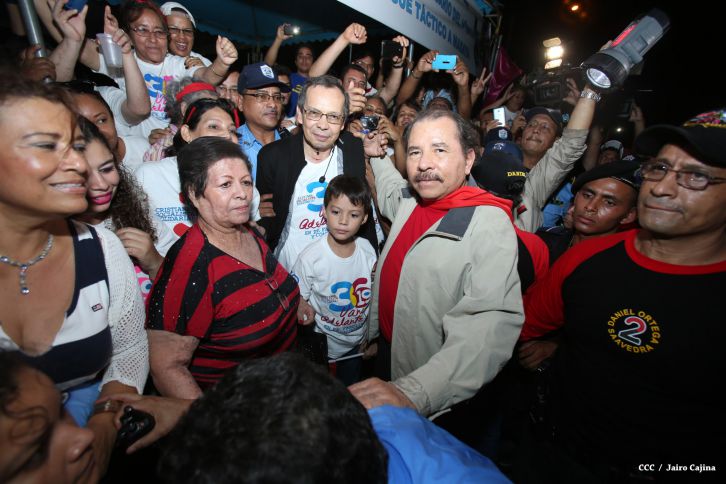 Daniel y Rosario culminan en Monimbó el 36 Aniversario del Repliegue a Masaya