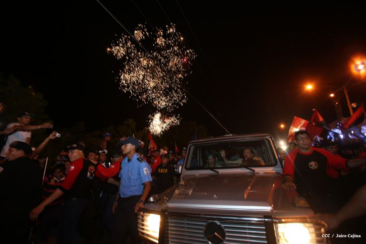 Daniel y Rosario culminan en Monimbó el 36 Aniversario del Repliegue a Masaya