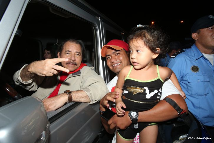 Daniel y Rosario culminan en Monimbó el 36 Aniversario del Repliegue a Masaya