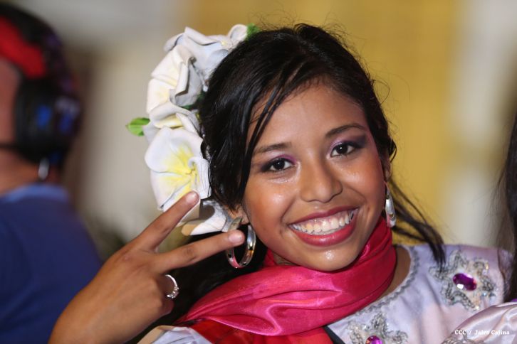 Daniel y Rosario culminan en Monimbó el 36 Aniversario del Repliegue a Masaya