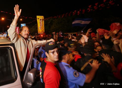 Daniel y Rosario culminan en Monimbó el 36 Aniversario del Repliegue a Masaya