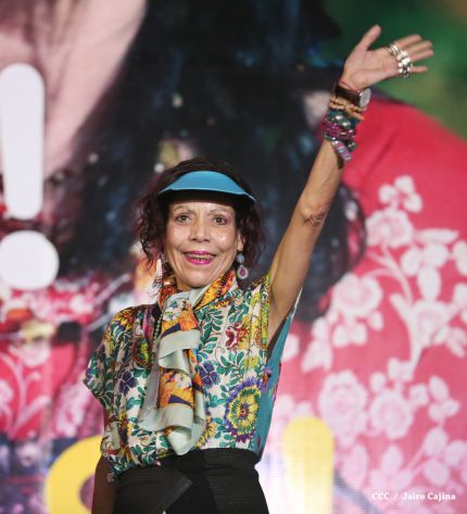 Daniel y Rosario culminan en Monimbó el 36 Aniversario del Repliegue a Masaya