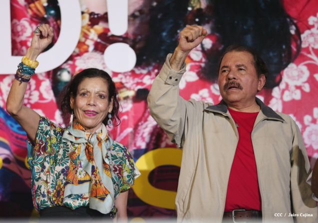 Daniel y Rosario culminan en Monimbó el 36 Aniversario del Repliegue a Masaya