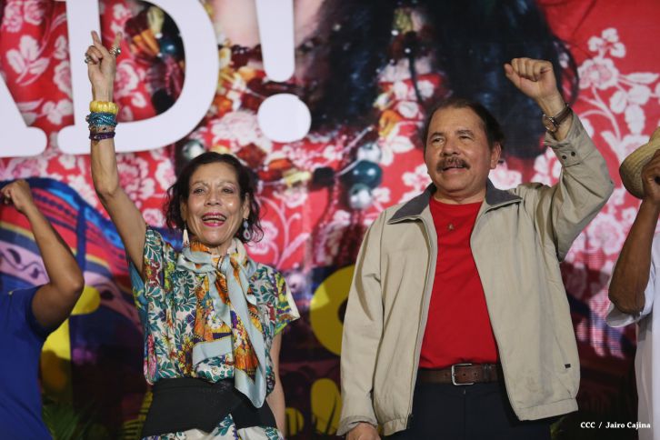 Daniel y Rosario culminan en Monimbó el 36 Aniversario del Repliegue a Masaya