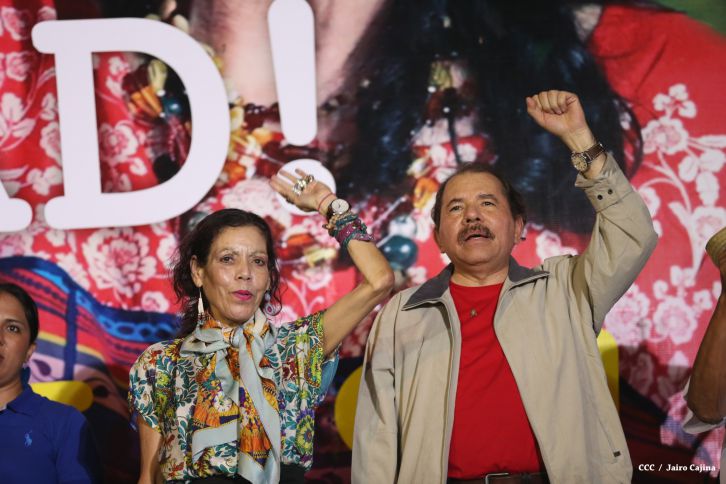 Daniel y Rosario culminan en Monimbó el 36 Aniversario del Repliegue a Masaya