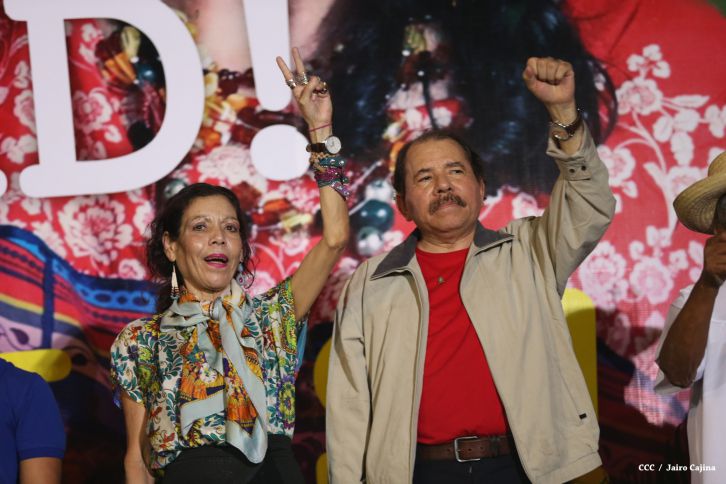 Daniel y Rosario culminan en Monimbó el 36 Aniversario del Repliegue a Masaya