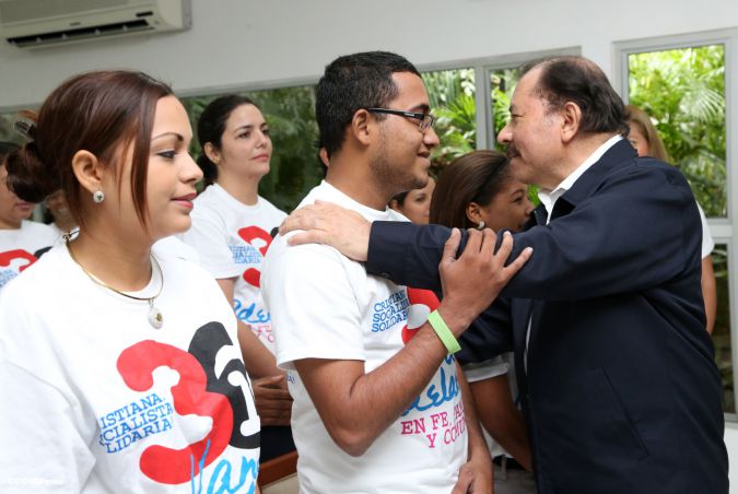 Daniel y Rosario reciben cartas credenciales de los embajadores de Irán, Taiwán, México y Japón