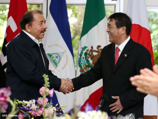 Daniel y Rosario reciben cartas credenciales de los embajadores de Irán, Taiwán, México y Japón