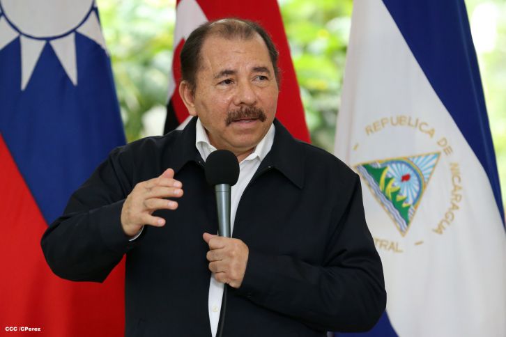 Daniel y Rosario reciben cartas credenciales de los embajadores de Irán, Taiwán, México y Japón