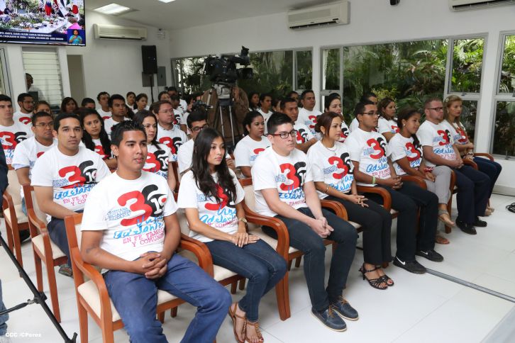 Daniel y Rosario reciben cartas credenciales de los embajadores de Irán, Taiwán, México y Japón