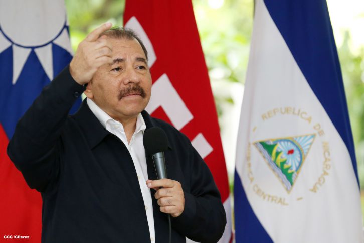 Daniel y Rosario reciben cartas credenciales de los embajadores de Irán, Taiwán, México y Japón