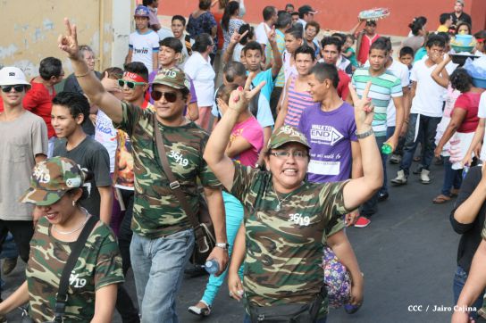 Leoneses reeditan toma del Fortín de Acosasco