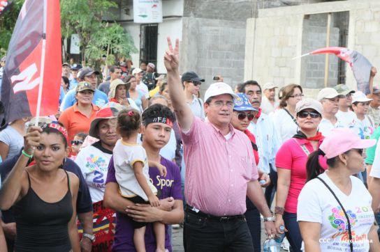 Leoneses reeditan toma del Fortín de Acosasco