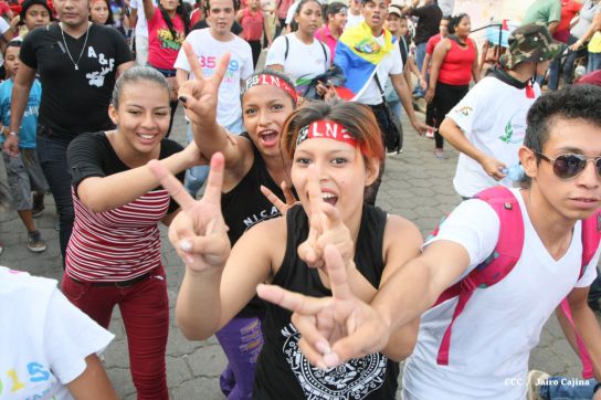 Leoneses reeditan toma del Fortín de Acosasco