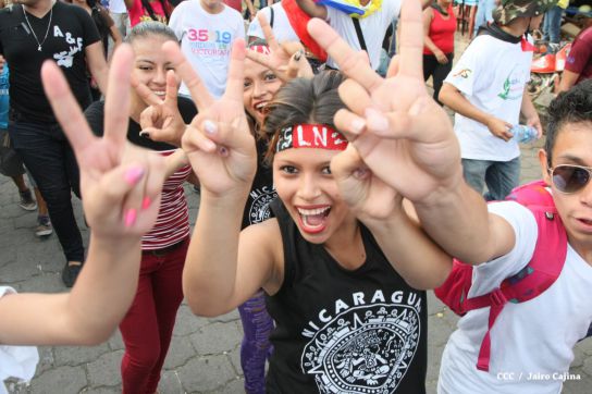 Leoneses reeditan toma del Fortín de Acosasco