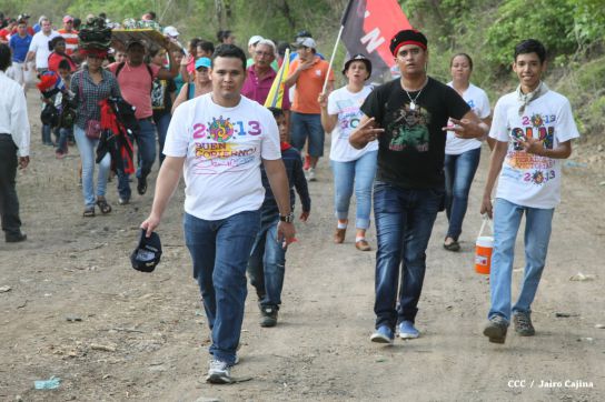 Leoneses reeditan toma del Fortín de Acosasco