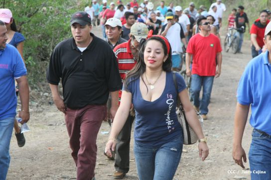 Leoneses reeditan toma del Fortín de Acosasco