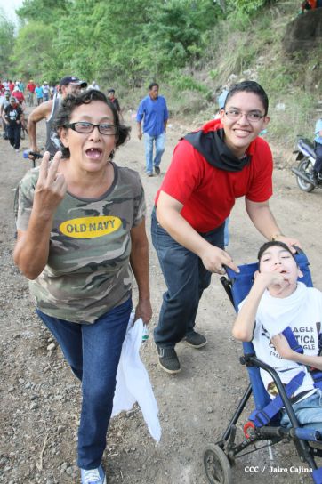 Leoneses reeditan toma del Fortín de Acosasco