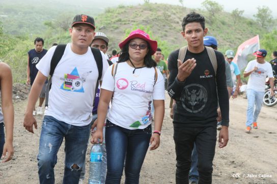 Leoneses reeditan toma del Fortín de Acosasco