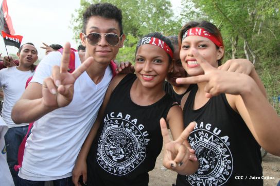 Leoneses reeditan toma del Fortín de Acosasco