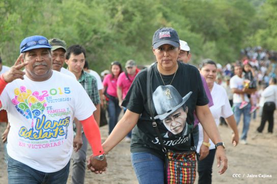 Leoneses reeditan toma del Fortín de Acosasco
