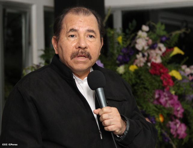 Presidente Daniel abandera a atletas nicaragüenses que participarán en los XVII Juegos Panamericanos