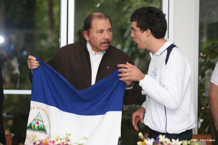 Presidente Daniel abandera a delegaciones que participarán en eventos deportivos internacionales