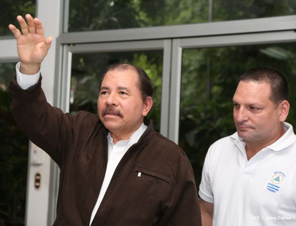 Presidente Daniel abandera a delegaciones que participarán en eventos deportivos internacionales