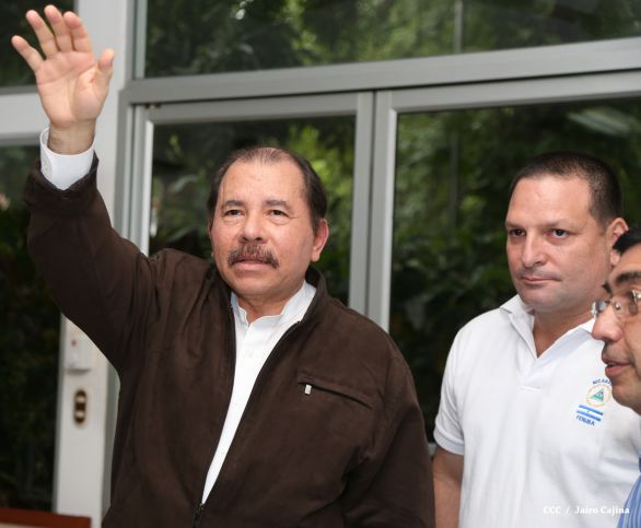 Presidente Daniel abandera a delegaciones que participarán en eventos deportivos internacionales