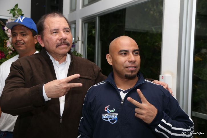 Presidente Daniel abandera a delegaciones que participarán en eventos deportivos internacionales