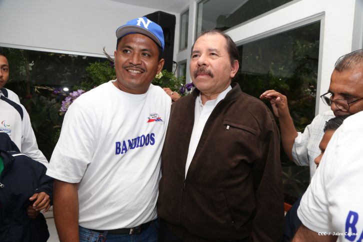 Presidente Daniel abandera a delegaciones que participarán en eventos deportivos internacionales